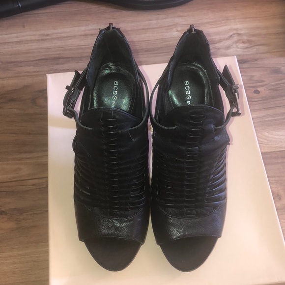 BCBGeneration Open Toe Heels - Picture 3 of 6